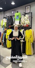  19 عبايات  وفساتين  وترنجات  وبياضات ركنه وانتريه  وكل اللي تحتاجيه وسوتات مختلفه بتبدء من 6.500 دينار