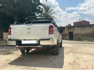  3 ميتسوبيشي هنتر اوتوماتيك برايفت نخب ماطور 2500ديزل