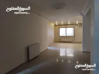  1 شقة فارغة للايجار