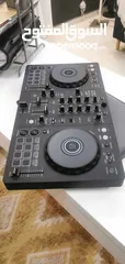  1 Pioneer DJ-DDJ Flx4 2 decks