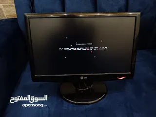  1 شاشه LG للبيع