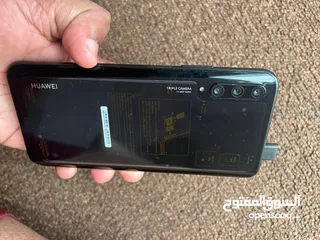  4 HUAWEI Y9 30 only