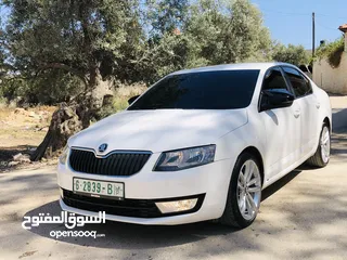  6 اوكتافيا 2016