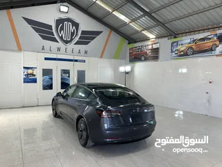  1 Tesla model 3 2022