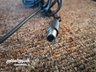  1 شاحن لابتوب Dell