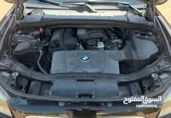  14 بحالة ممتازة جدا شرط الفحص بي بي ام دبليو BMW X1 2015 ماشي 148 صبغ الوكالة عدا قطعة