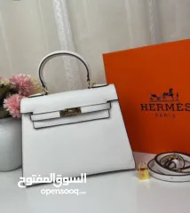  12 شنط نسائية