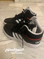  1 Adidas Hoops Mid بحالة الجديد بوت اديداس هووبس