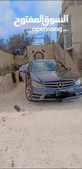  1 مرسيدس للي بدو اشي مميز