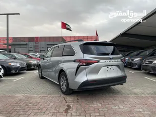 3 Toyota sienna 2021