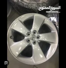  1 جنط تيوتا بريوس قياس 17 فاضي للبيع