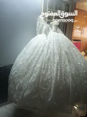  5 فستان عروس عدد 2 للبيع
