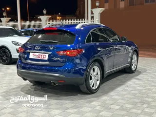  6 Infiniti QX 70 V6 3.7