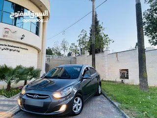  2 هونداي اكسنت2013 اوتماتك  ديزل 4 غيار كوري الله يبارك لصاحب النصيب..