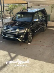  9 تويوتا لاندكروزر 2013 محول خارجي 2019 فحص كامل فل كامل اسود ملوكي