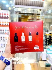  2 بكج عطور مني من SI عطرو انثوية ساحرة يحتوي البكج على 4 عطور فخمة وراقية كوالتي جدآ عالي