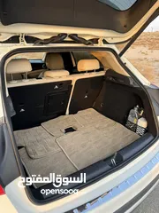  15 Mercedes Benz GLA 250