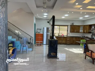  21 مزرعة فيلا للبيع في العالوك قمة جبلية إطلالة خلابة