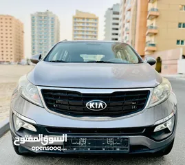  7 A Very Well Maintained KIA SPORTAGE 2015 GREY GCC In Mint Condition