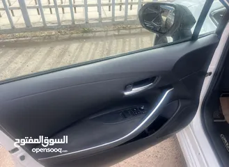  7 تويوتا كرولا 2019 بحالة ممتازة 4 جيد