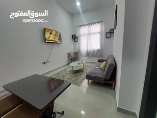  23 شقه مفروشه للإيجار في مدينة الرياض بجنوب الشامخه مكونة من غرفه وصالة