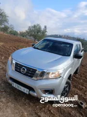  5 نيسان نفارا 2022اتومات 4x4  اصل برايفت   عداد 75000km اصلي      اماكنية البدل