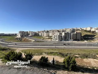  8 شقه طابقيه فاخره في دير غبار (حجار النوابلسي) مساحه 195