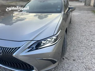  9 ‎لكزس 2021 lexus ES300h 2021  وارد كندا استخدام شخصي في كندا و الأردن السيارة غير مجمرة