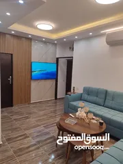  11 شقه مفروشه سوبر ديلوكس للإيجار