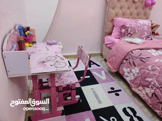  8 مكاتب أطفال الروضة والابتدائي  الطاولة المثالية لطفلك للدراسة واللعب براحة وامان