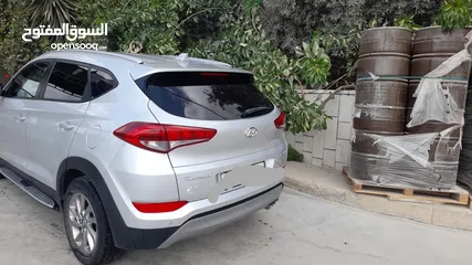  2 توسان. فلللللللل بدون فتحه بريه. شركه. بسعرررررر. حرق. حوّل