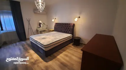  3 شقة مفروشة للإيجار 240م2 ( Property 43226 )-175129170