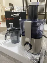  1 Juicer for fruits (Almost new)