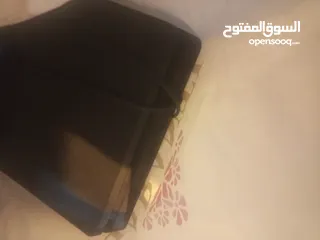  3 بلايستيشن 4 للبيع تعديل