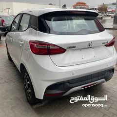  9 JMEV3 HATCHBACK 2022