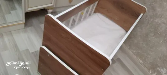  1 سرير اطفال استعمال بسيط للبيع