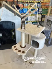  11 This awesome cat tresss with scratchers  And in prices we will make discount and free home delivery