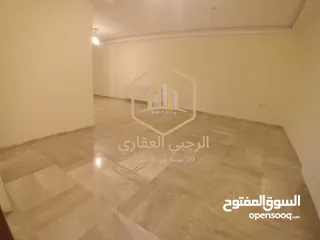  3 شقة / للايجار /  فارغة / 4نوم / خلدا