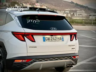  10 هونداي توسان/2022 Plug In فل الفل فتحة سقف بانوراما  4x4 ///271Hp   ( Haybrid) 1600cc