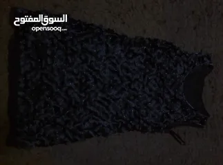  1 فستان سهرة لون اسود