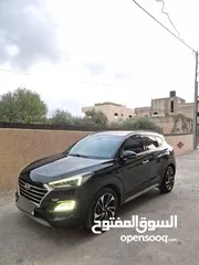  1 هونداي توسسان دييزل 2000 تيربو 184 حصان لون اسود فل اضافات بدون فتحه