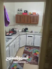  5 شقة للبيع  حي الحسين