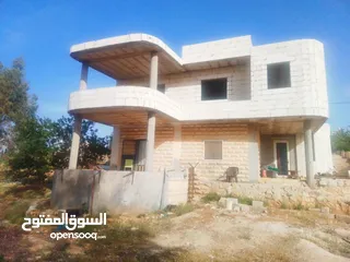  4 ارض وبيت طابقين