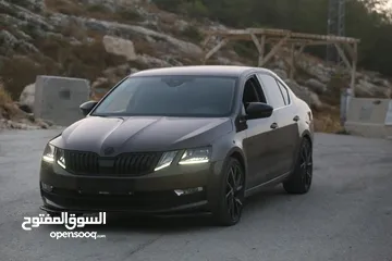  2 سكودا اوكتافيا 2000 بنزين محداش يوجع راسي يحكيلي لونها 1400 اخذتها السيارة 190 إمكانية البدل حسب