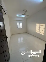  4 شقة للبيع قريب مسقط مول