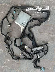  1 للبيع اغراض متنوعه لاغلب السيارات للتواصل واتساب