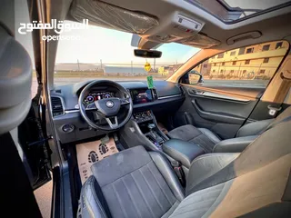  12 سكودا كاروك 2019/اتوماتيك ماتور 1500 بنزين فل الفل  فتحة سقف بانوراما