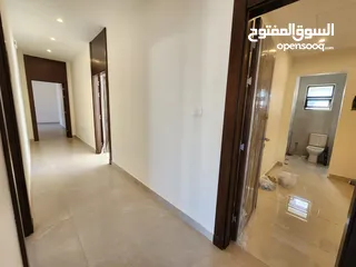  17 روف فاخر للبيع في عبدون ref : 14387