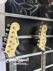  4 جيتار الكترك كفاله سنه كامله  كولتي عالي  مع حقيبه وريشه هديه