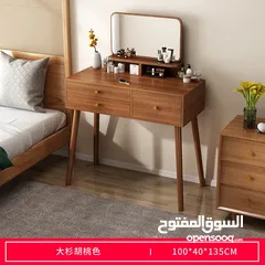  1 تسريحة بمرآة و جرارات مصنوعة من الخشب  المقاس     100*40*135سم